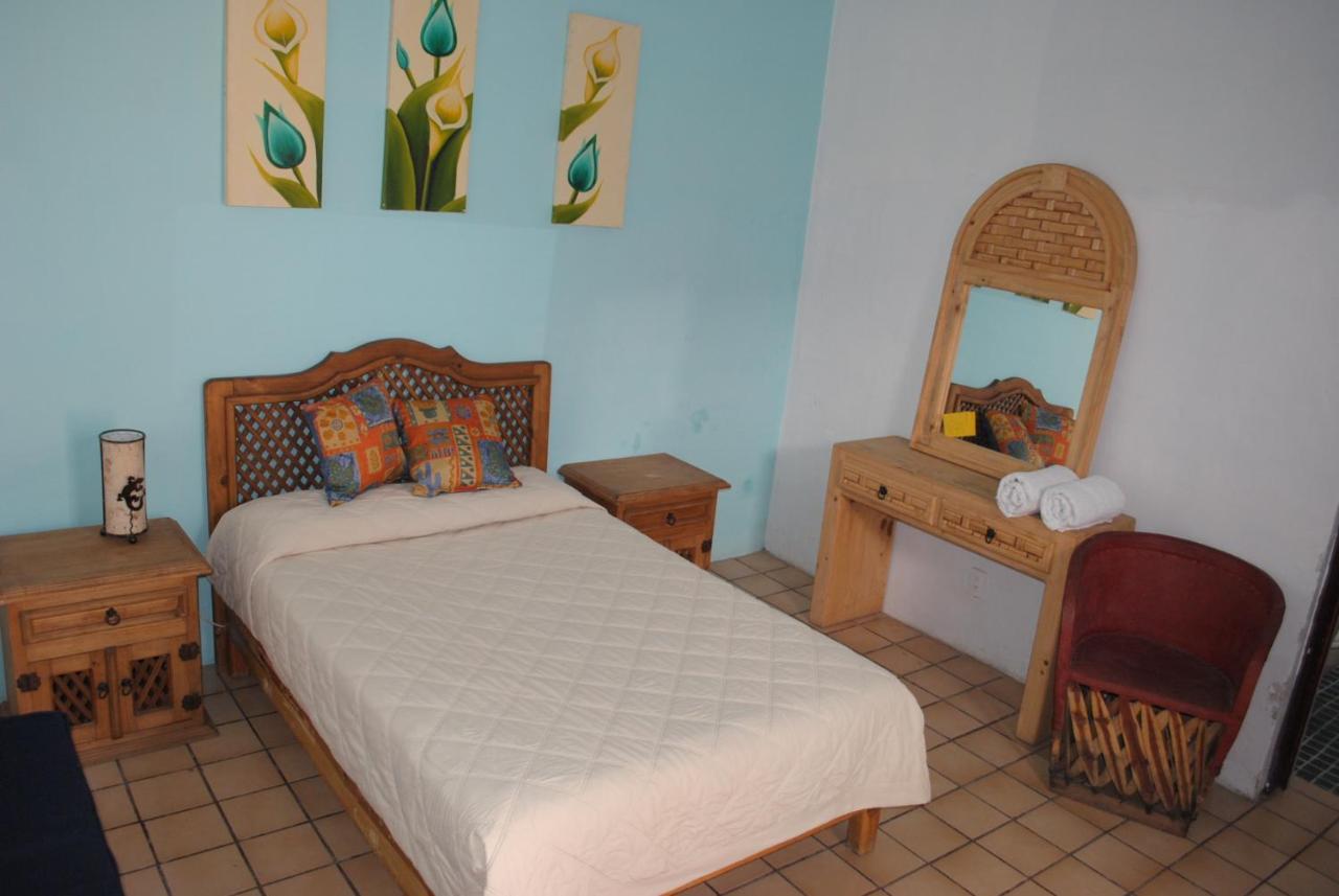 Hotel La Hacienda Tlaquepaque Esterno foto