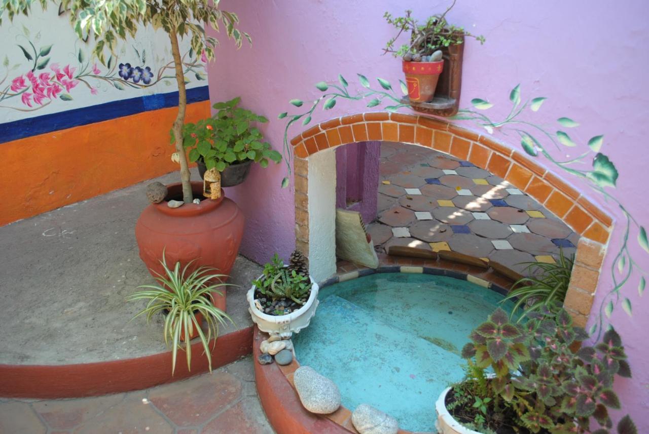 Hotel La Hacienda Tlaquepaque Esterno foto